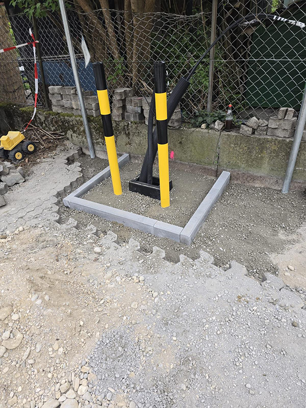 Bild 2 - Ladesäule Baggerbetrieb Daser