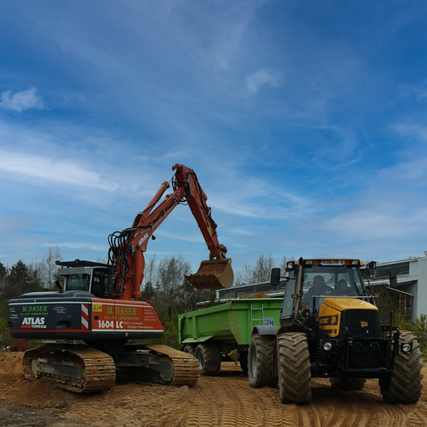 Bild 3 - Erdarbeiten Baggerbetrieb Daser