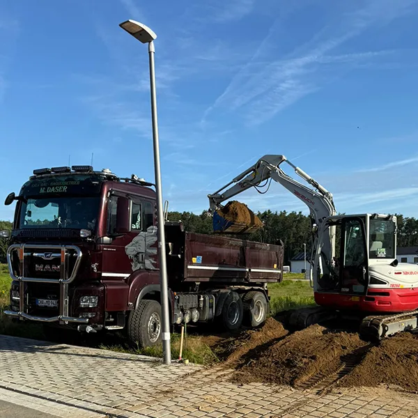 Bild 8 - Erdarbeiten Baggerbetrieb Daser