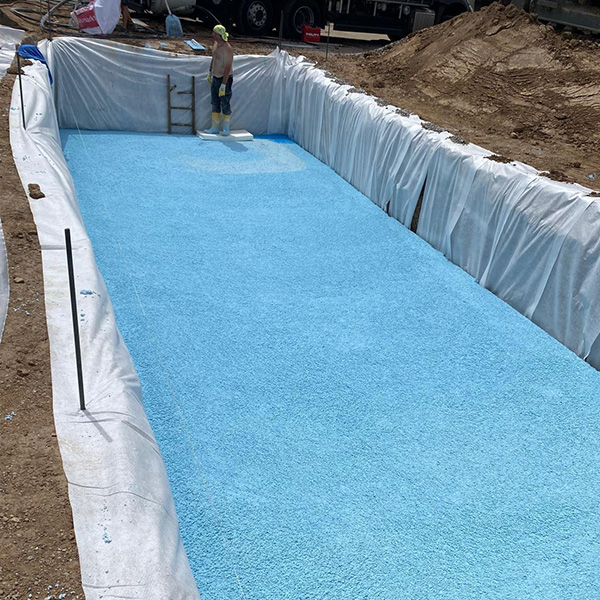 Bild 5 - Poolanlage Baggerbetrieb Daser