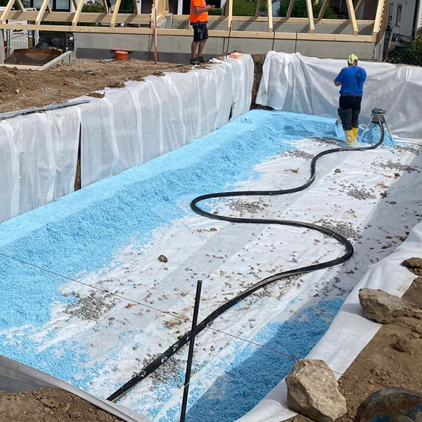 Bild 6 - Poolanlage Baggerbetrieb Daser