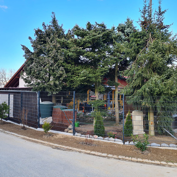 Bild 4 - Zaunbau Baggerbetrieb Daser